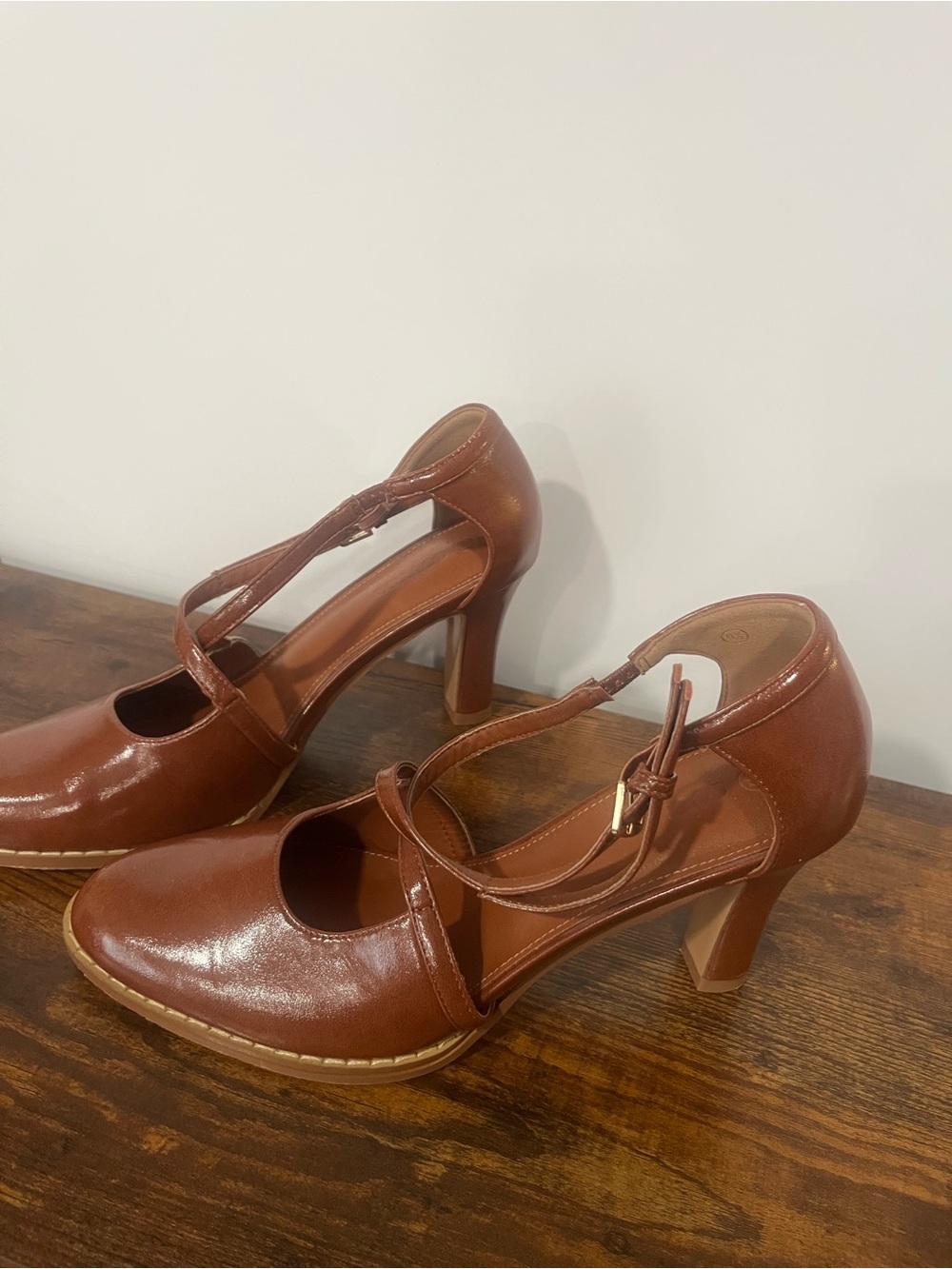 Classic Brown Mary Jane Heels with T-Strap